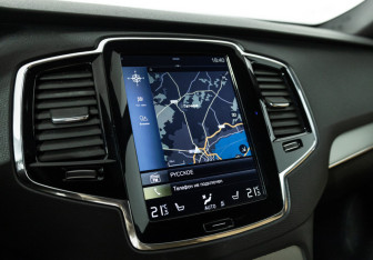 Подержанный автомобиль Volvo XC90 2017 года (18 фото)