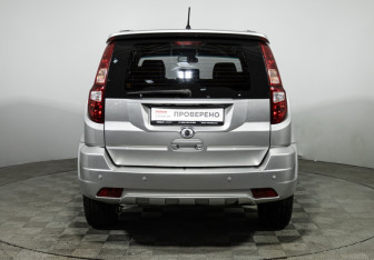 Подержанный автомобиль Great Wall Hover H3 2012 года (6 фото)