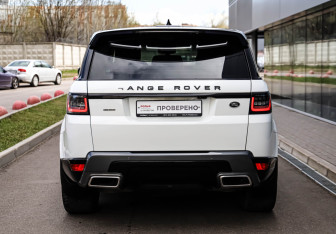 Подержанный автомобиль Land Rover Range Rover Sport 2018 года (5 фото)