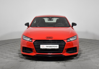 Подержанный автомобиль Audi TT Coupe 2015 года (2 фото)