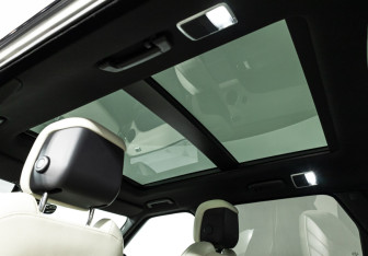 Подержанный автомобиль Land Rover Range Rover Sport 2018 года (15 фото)