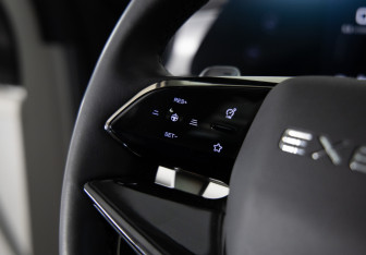 Подержанный автомобиль Exeed RX 2023 года (20 фото)