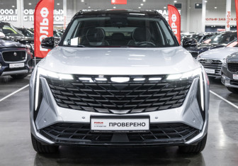 Подержанный автомобиль Geely Atlas 2024 года (3 фото)
