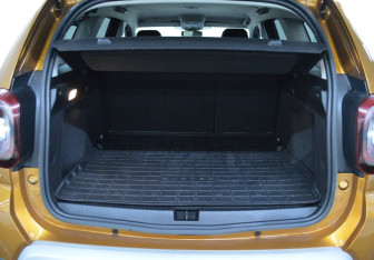 Подержанный автомобиль Renault Duster 2022 года (16 фото)