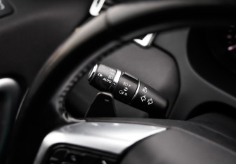 Подержанный автомобиль Land Rover Discovery Sport 2017 года (22 фото)