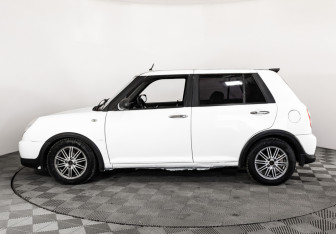 Подержанный автомобиль Lifan Smily 2012 года (9 фото)