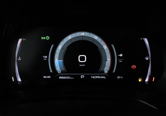 Подержанный автомобиль Haval F7 2022 года (12 фото)