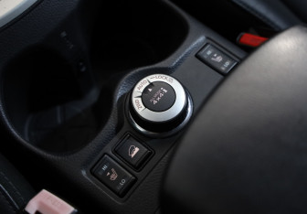 Подержанный автомобиль Nissan X-Trail 2016 года (18 фото)