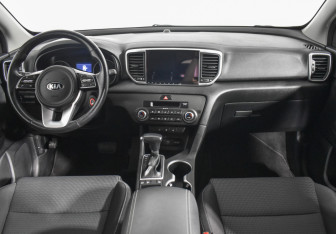 Подержанный автомобиль Kia Sportage 2019 года (13 фото)