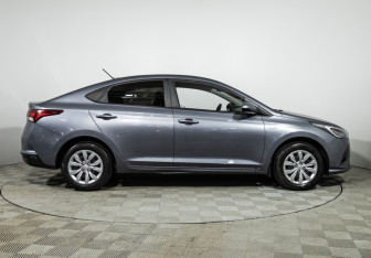 Подержанный автомобиль Hyundai Solaris Sedan 2020 года (4 фото)