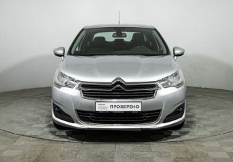 Подержанный автомобиль Citroen C4 Sedan 2015 года (2 фото)