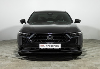Подержанный автомобиль Honda Accord Sedan 2023 года (2 фото)