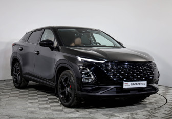 Подержанный автомобиль Omoda C5 2022 года (3 фото)