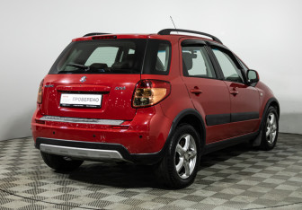 Подержанный автомобиль Suzuki SX4 Hatchback 2011 года (5 фото)