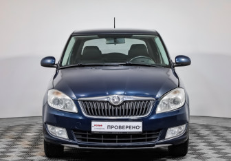 Подержанный автомобиль Skoda Fabia Hatchback 2013 года (2 фото)