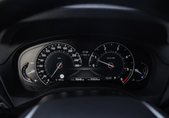 Подержанный автомобиль BMW X3 2019 года (16 фото)
