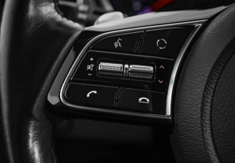 Подержанный автомобиль Kia Ceed Hatchback 2019 года (11 фото)