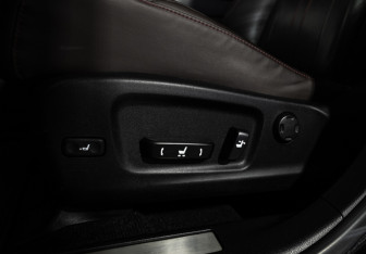 Подержанный автомобиль Lexus RX 2021 года (26 фото)