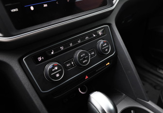 Подержанный автомобиль Volkswagen Teramont 2018 года (13 фото)