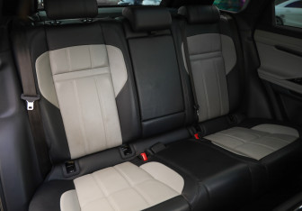 Подержанный автомобиль Land Rover Range Rover Evoque 2019 года (29 фото)