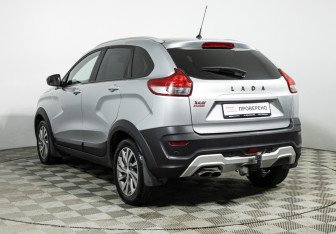 Подержанный автомобиль LADA (ВАЗ) XRAY 2021 года (7 фото)