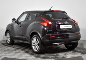 Подержанный автомобиль Nissan Juke 2013 года (7 фото)