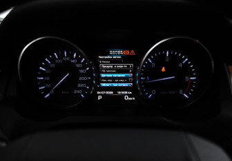 Подержанный автомобиль Land Rover Range Rover Evoque 2012 года (18 фото)
