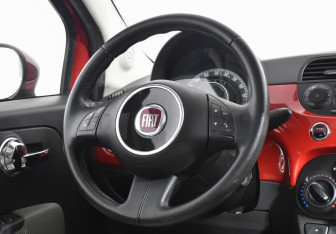Подержанный автомобиль Fiat 500 Hatchback 2012 года (14 фото)