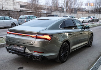 Подержанный автомобиль Geely Preface 2024 года (4 фото)