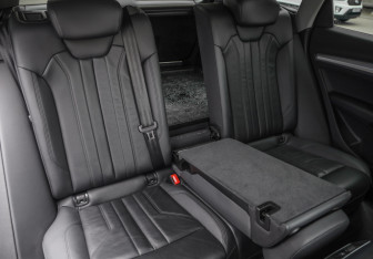Подержанный автомобиль Audi Q5 2017 года (30 фото)