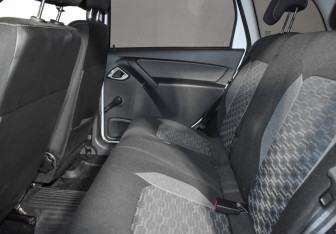 Подержанный автомобиль LADA (ВАЗ) Granta Wagon 2023 года (11 фото)