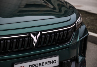 Подержанный автомобиль Voyah Free 2023 года (5 фото)