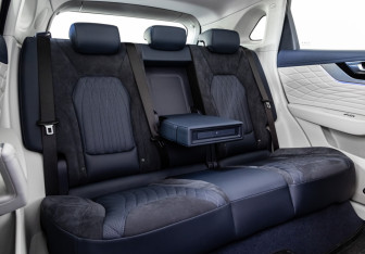 Новый Hongqi HS5 2024 (29 фото)