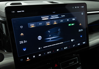 Подержанный автомобиль GAC GS8 2023 года (17 фото)