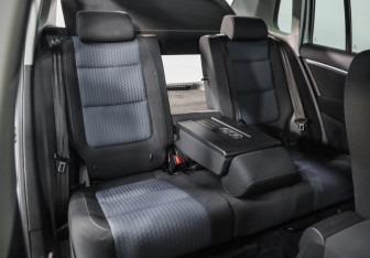 Подержанный автомобиль Volkswagen Tiguan 2013 года (23 фото)