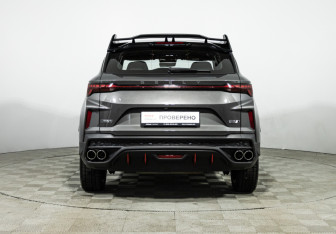 Подержанный автомобиль Geely Coolray 2024 года (7 фото)