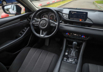 Подержанный автомобиль Mazda 6 Sedan 2021 года (11 фото)