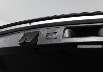 Подержанный автомобиль Volkswagen Passat Wagon 2020 года (24 фото)