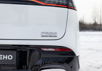 Подержанный автомобиль Voyah Free 2024 года (35 фото)