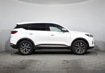 Подержанный автомобиль Chery Tiggo 7 Pro 2022 года (4 фото)