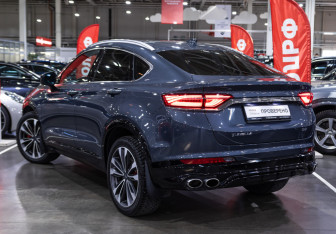 Подержанный автомобиль Geely Tugella 2023 года (12 фото)