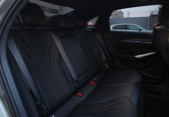 Подержанный автомобиль Geely Preface 2024 года (17 фото)