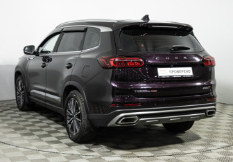 Подержанный автомобиль Chery Tiggo 8 Pro 2022 года (7 фото)