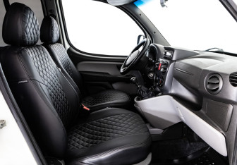 Подержанный автомобиль Fiat Doblo 2012 года (17 фото)