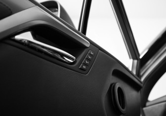 Подержанный автомобиль Lexus RX 2017 года (17 фото)