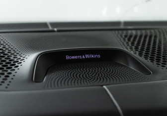 Подержанный автомобиль BMW X6 2020 года (22 фото)