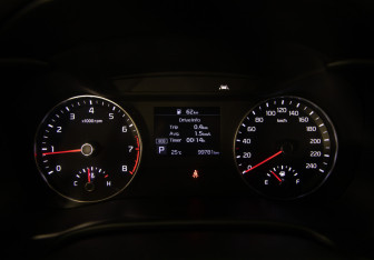 Подержанный автомобиль Kia K3 Hatchback 2021 года (13 фото)