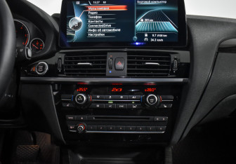 Подержанный автомобиль BMW X4 2015 года (17 фото)