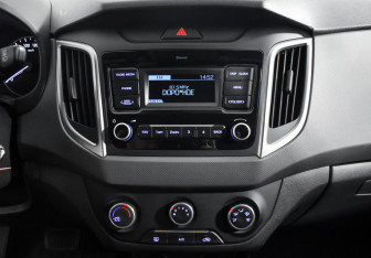 Подержанный автомобиль Hyundai Creta 2021 года (17 фото)