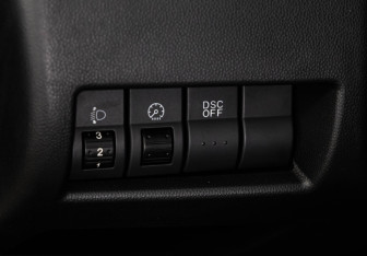 Подержанный автомобиль Mazda 3 Hatchback 2007 года (12 фото)